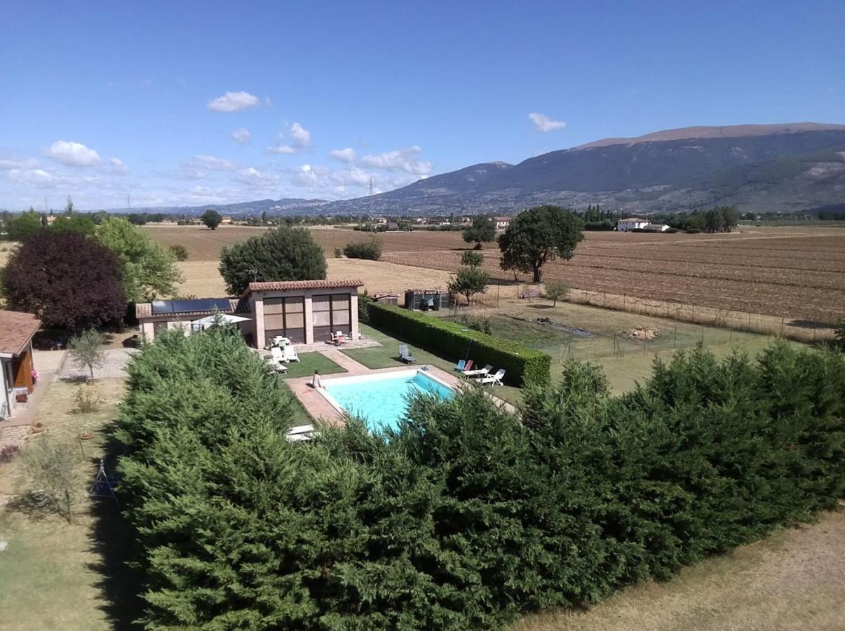 Le Ghiande Guest House Spello Exterior photo