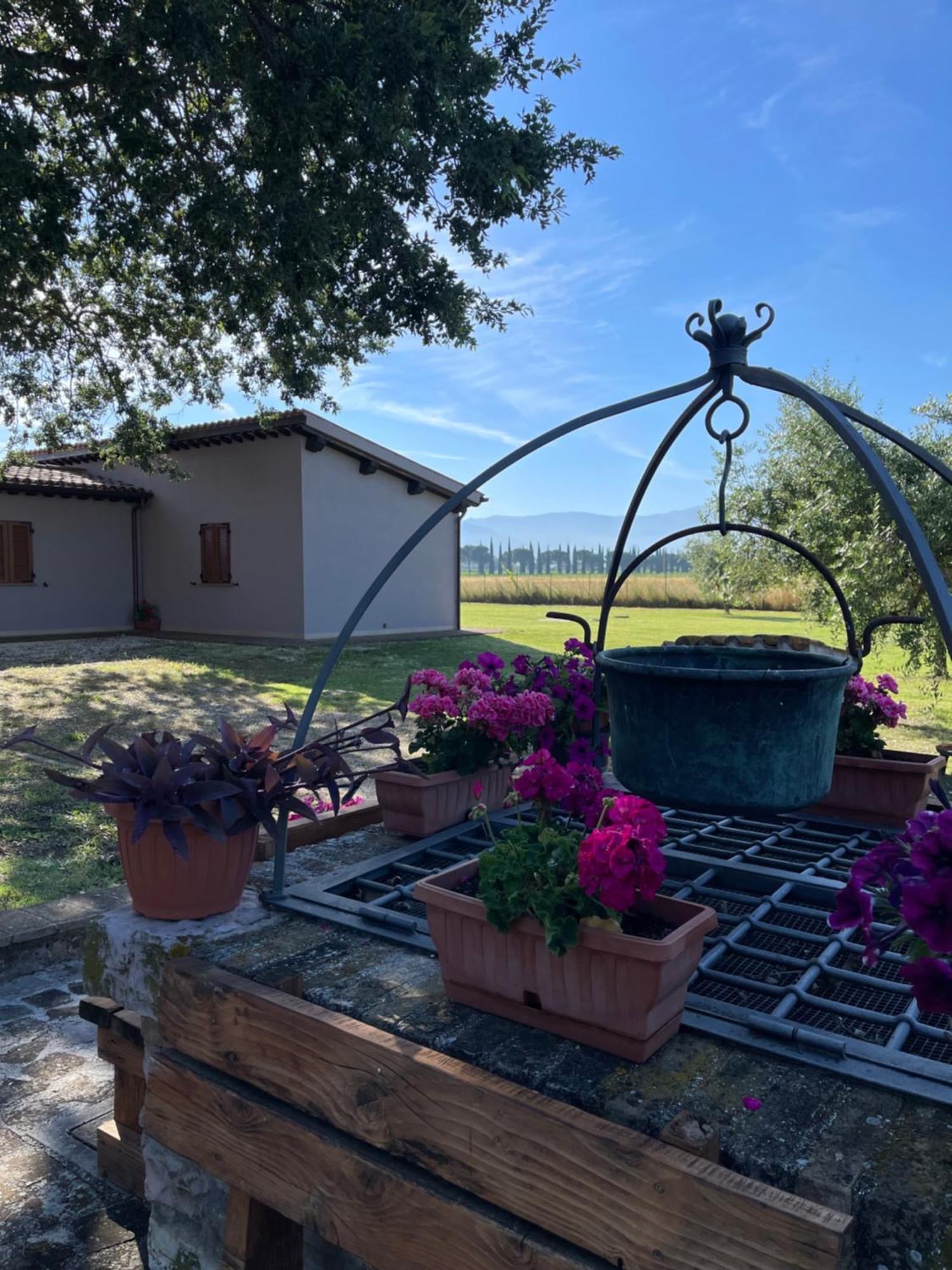 Le Ghiande Guest House Spello Exterior photo