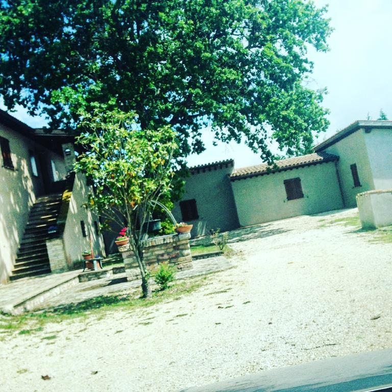 Le Ghiande Guest House Spello Exterior photo